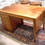 303 3547 WRITING DESK